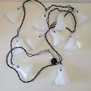 NWOT Halloween Ghost Lights 6 ft long string of lights
